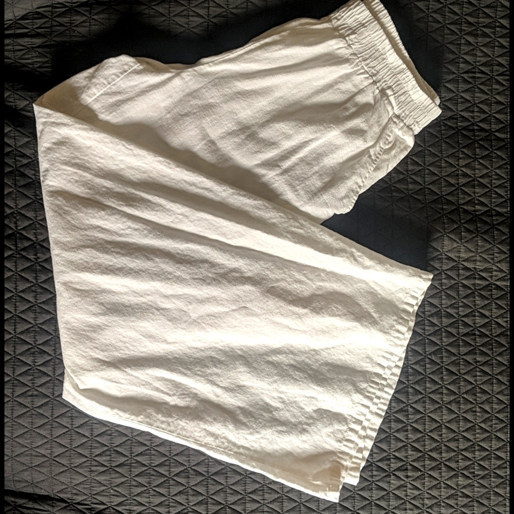 White wide leg pants